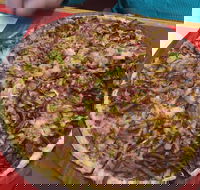Red Grasshopper Pizza - Phillip Island Accommodation