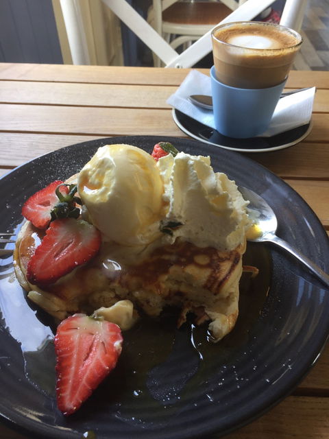 Beach Hut Coffee - Phillip Island Accommodation 2