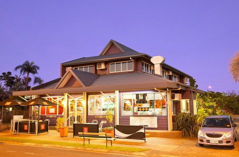 Roscoe’s Piazza - Phillip Island Accommodation 5