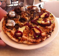 Zacharys Gourmet Pizza Bar - Phillip Island Accommodation