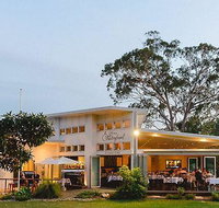 Noosa Waterfront Restaurant - Phillip Island Accommodation