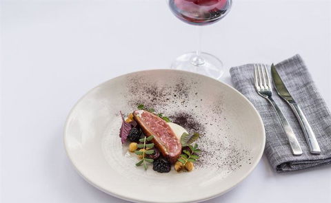 The Peak Restaurant At Spicers Peak Lodge - Phillip Island Accommodation 7