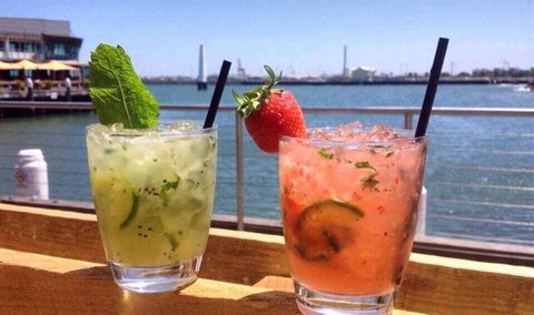 Three Monkeys Coffee & Tea House - Phillip Island Accommodation 7