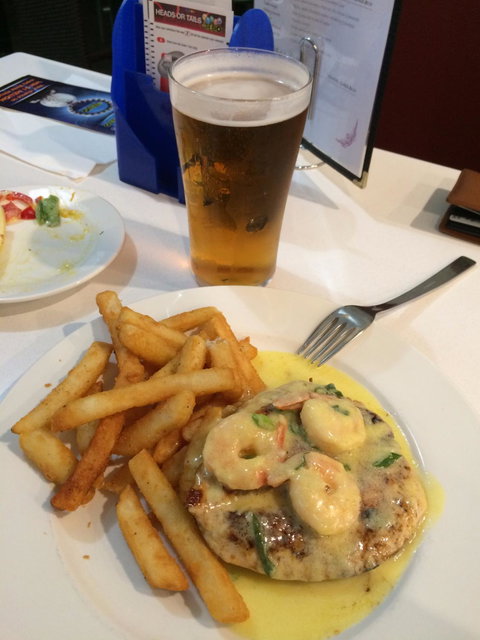 The Mahogany Bar And Grill - Phillip Island Accommodation 2