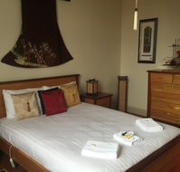 Empire Hotel Deloraine - Phillip Island Accommodation
