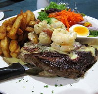 Maloneys Restaurant - Phillip Island Accommodation