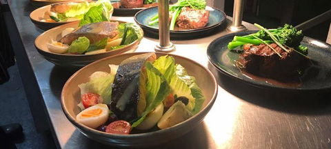 Nino's Of Victor Harbor - Phillip Island Accommodation 3