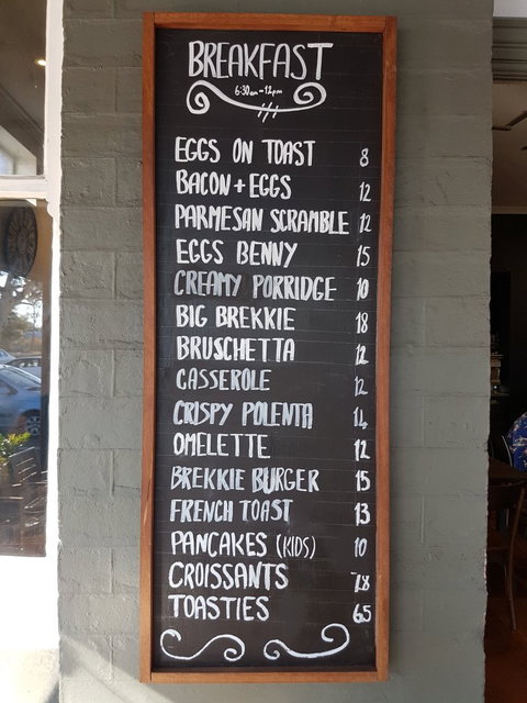 The Loungeroom On James - Phillip Island Accommodation 3