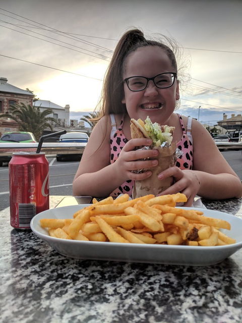 Cheeky Greek - Phillip Island Accommodation 3