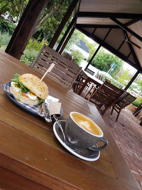 Velvet And Willow Wines - Phillip Island Accommodation 7