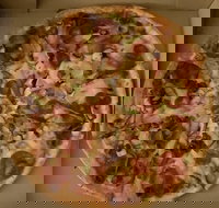 Pizza Hut Beerwah - Phillip Island Accommodation