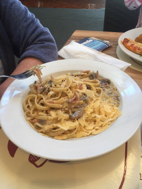 The Queenslander - Phillip Island Accommodation 2