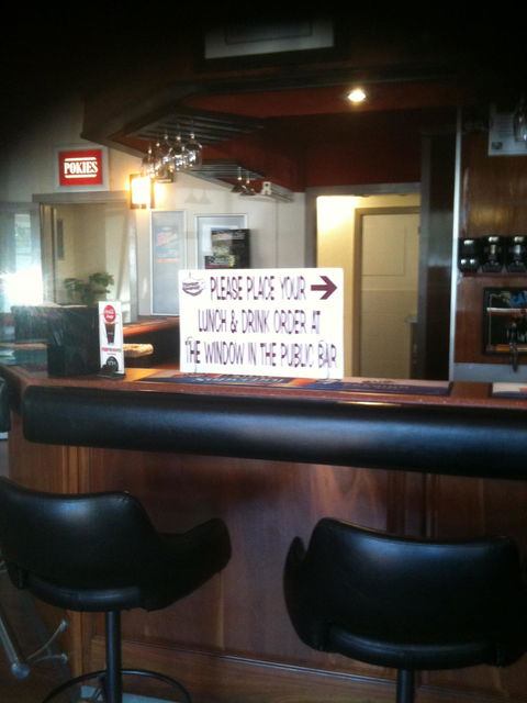 The Queenslander - Phillip Island Accommodation 3