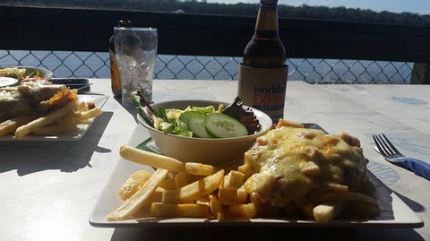 Tin Can Bay Yacht Club Inc - Phillip Island Accommodation 0