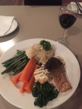 Royal Hotel Gympie - Phillip Island Accommodation 0