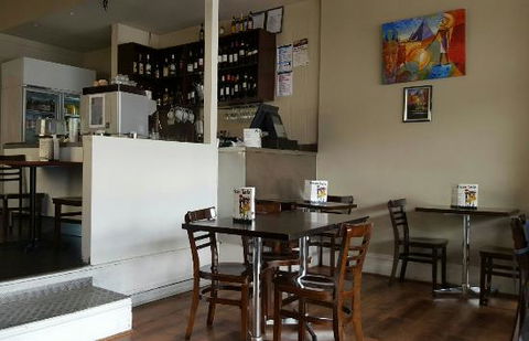 African Taste - Phillip Island Accommodation 0