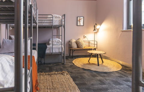 United Backpackers - Phillip Island Accommodation 7