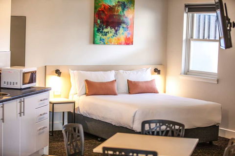 Nightcap At Glengala Hotel - Phillip Island Accommodation 6