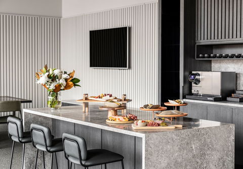 Oakwood Premier Melbourne - Phillip Island Accommodation 1