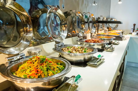 Holiday Inn Darling Harbour - Phillip Island Accommodation 11