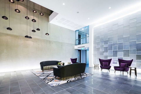 Avenue Hotel Canberra - Phillip Island Accommodation 1