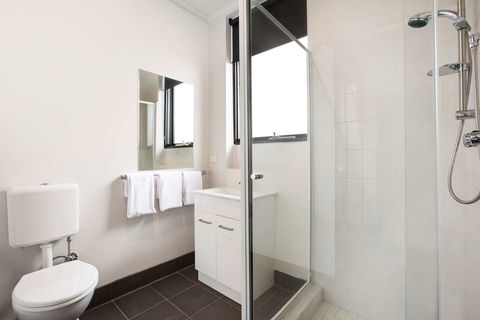 Nightcap at St Albans Hotel - Phillip Island Accommodation 1