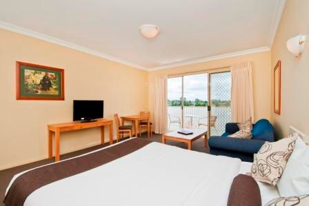Nagambie Waterfront Motel - Phillip Island Accommodation 1