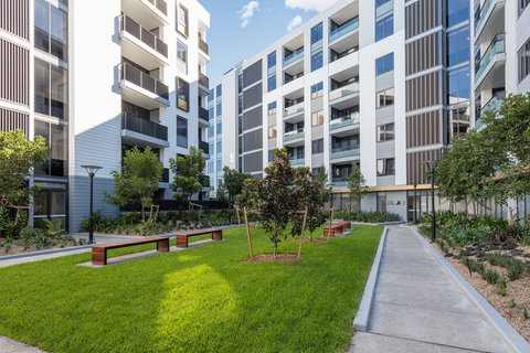 Meriton Suites Sydney Airport - Phillip Island Accommodation 3