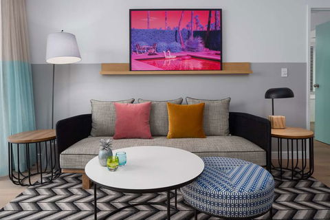 QT Gold Coast - Phillip Island Accommodation 13