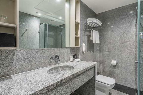 Mantra Tullamarine Hotel - Phillip Island Accommodation 6