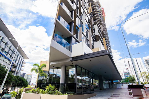 Arise Brisbane One - Phillip Island Accommodation 0