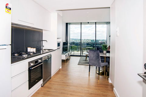 Arise Brisbane One - Phillip Island Accommodation 9