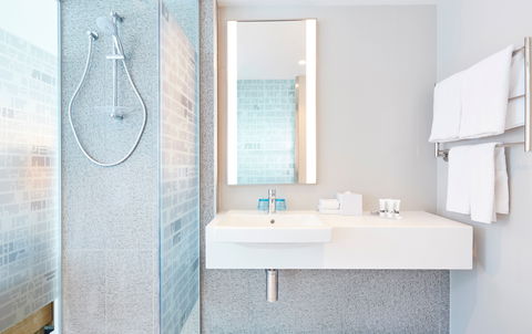 Holiday Inn Express Adelaide City Centre - Phillip Island Accommodation 8