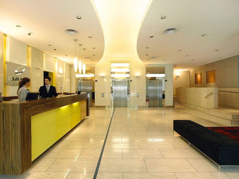 Oaks Embassy - Phillip Island Accommodation 1