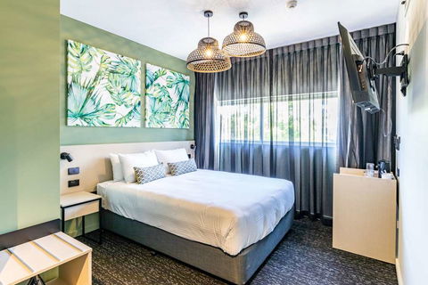 Nightcap at Commercial Hotel - Phillip Island Accommodation 8