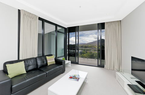 Astra Canberra Manhattan - Phillip Island Accommodation 6