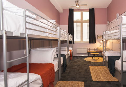 United Backpackers - Phillip Island Accommodation 9