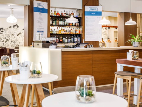 Novotel Sydney Central - Phillip Island Accommodation 10