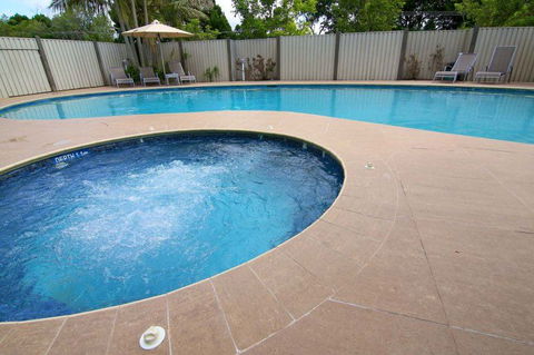 Noosa Hill Resort - Phillip Island Accommodation 2