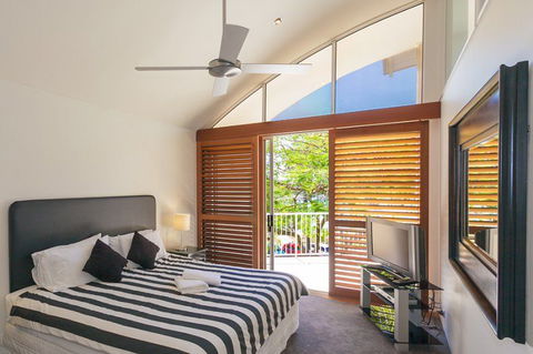 Noosa Outrigger Beach Resort - Phillip Island Accommodation 1
