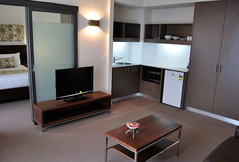 Quality Suites Fremantle - Phillip Island Accommodation 2