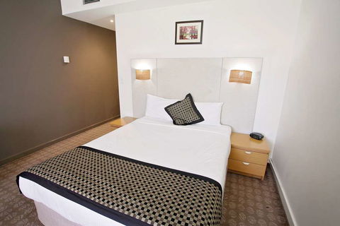 Golden Pebble Hotel - Phillip Island Accommodation 2