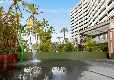 Rydges Esplanade Resort Cairns - Phillip Island Accommodation 1