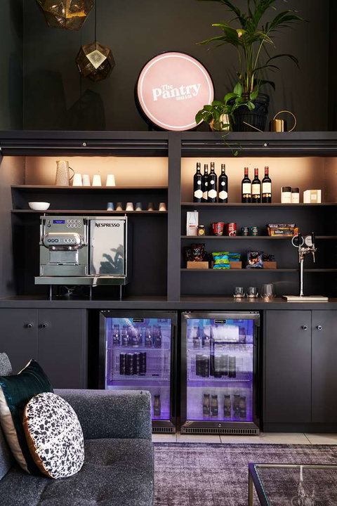 Punthill Ivanhoe Hotel - Phillip Island Accommodation 1