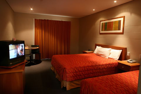 Outback Hotel & Lodge - Phillip Island Accommodation 2