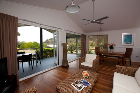 Ocean Beach Resort and Holiday Park - Phillip Island Accommodation 2