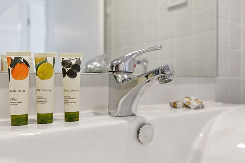 Astra Apartments Parramatta - Phillip Island Accommodation 1