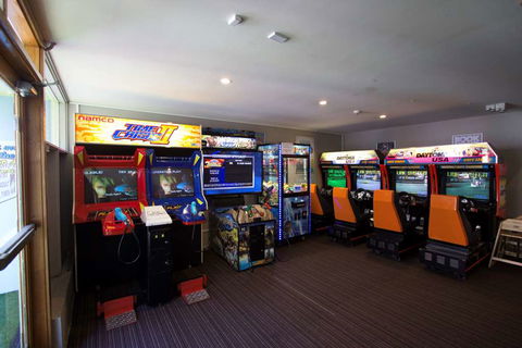 Nightcap at High Flyer Hotel - Phillip Island Accommodation 2