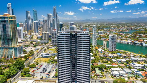 Arise Ruby Gold Coast - Phillip Island Accommodation 1