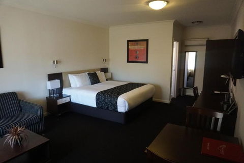 Charles Sturt Suites - Phillip Island Accommodation 0